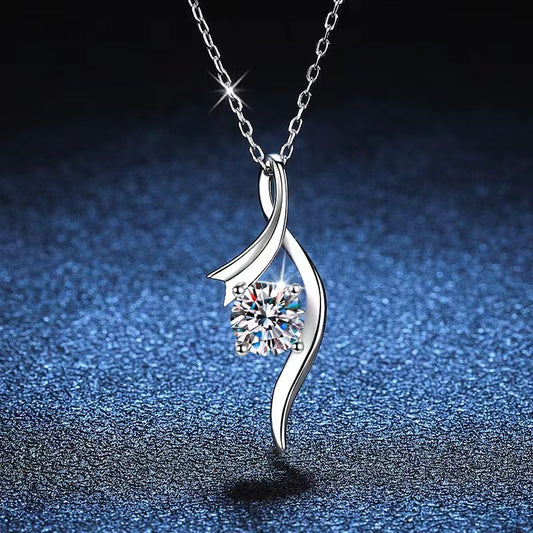 "Elegant Silver necklace with sparkling diamond pendant"